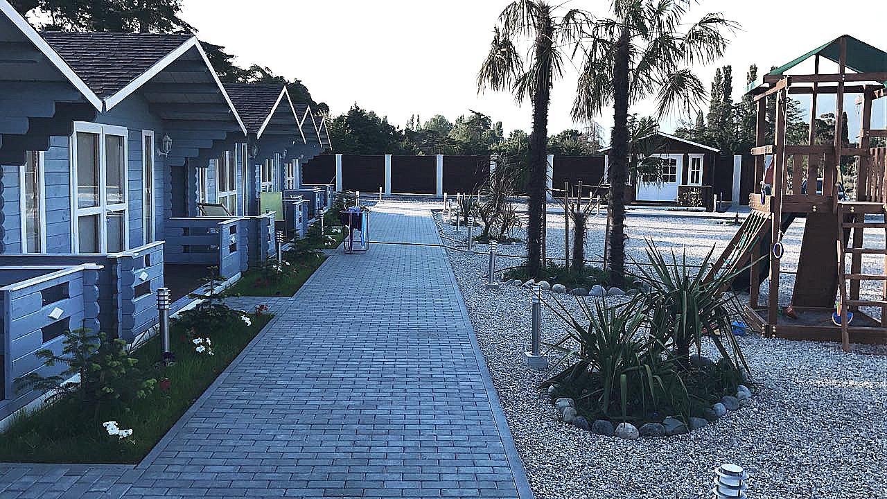 Letnjaya Skazka Hotel Alakhadzi Kültér fotó